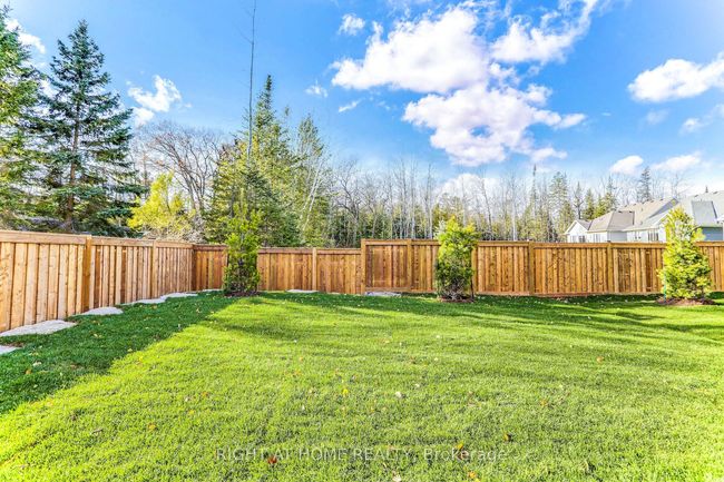 20 62 Nd St N, House other with 3 bedrooms, 3 bathrooms and 4 parking in Wasaga Beach ON | Image 18