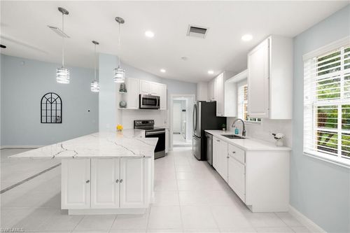 28096 Boccaccio Way, BONITA SPRINGS, FL, 34135-8297 | Card Image