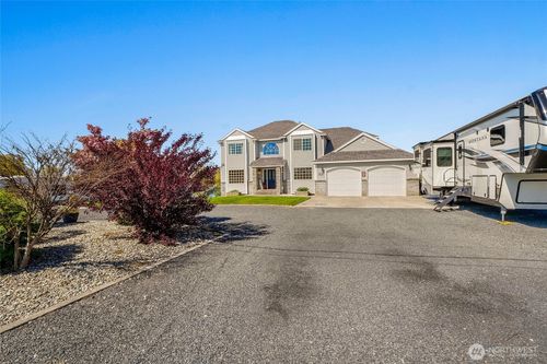 4114 Shorecrest Dr Ne, Moses Lake, WA, 98837-9214 | Card Image