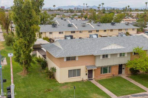 10 E Hermosa Dr, Tempe, AZ, 85282-4924 | Card Image