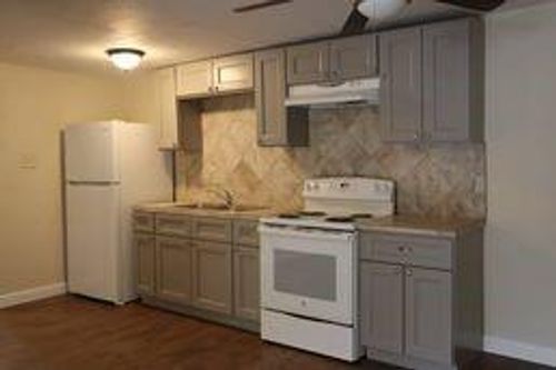 a-4203 Polk St, Houston, TX, 77023-1731 | Card Image