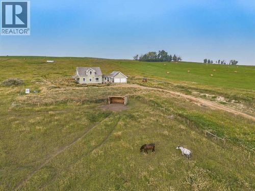 290053 96 St E, Foothills, AB, T1S3Y9 | Card Image