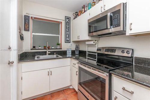 409b-1425 Arthur St, Hollywood, FL, 33020-3782 | Card Image