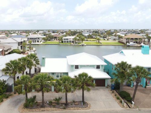 33 Blue Heron Dr, Rockport, TX, 78382-3771 | Card Image