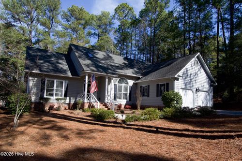 3 Merion Cir, Pinehurst, NC, 28374-9086 | Card Image