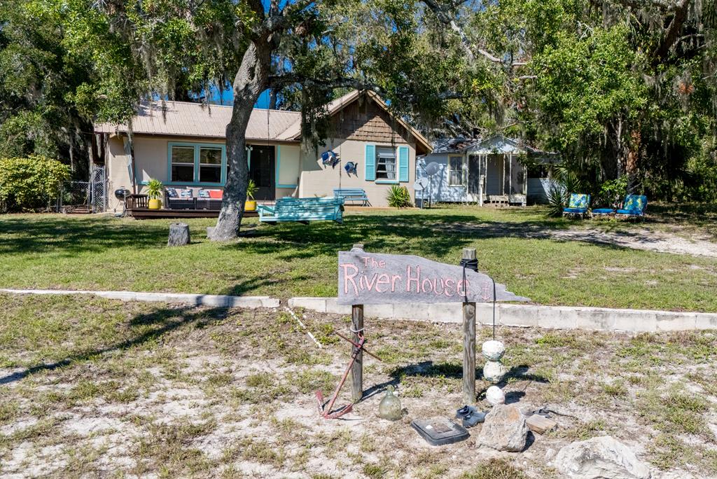 Riverside Dr, Steinhatchee, FL 32359