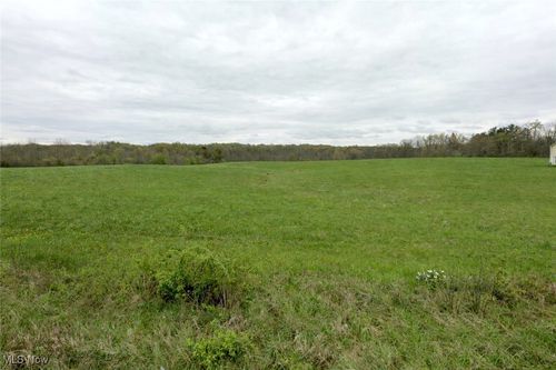 V/L Pekin Road, Newbury, OH, 44065 | Card Image