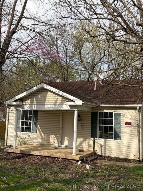 220 Mann Ave, Austin, IN, 47102-1248 | Card Image