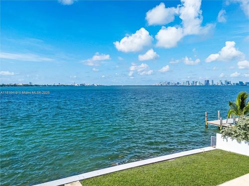 1730 Bay Dr, Miami Beach, FL, 33141-4720 | Card Image