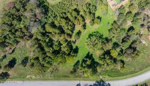 5758 Docks Of The Bay Dr, Harriman, TN, 37748 | Card Image