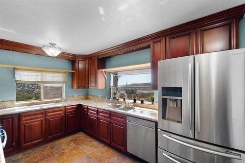 2804 Miller Valley Rd, Pine Valley, CA, 91962-4808 | Card Image