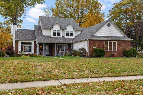 7255 Apache Trl, Holland, OH, 43528-8187 | Card Image