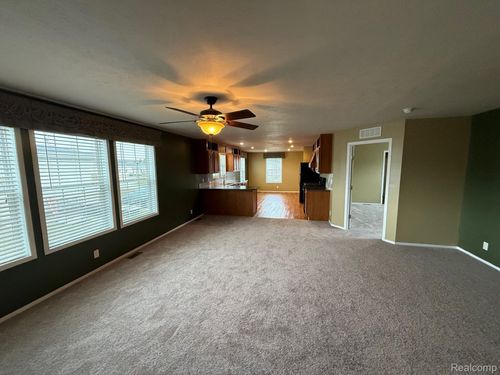 11033 Quail Run Ct, South Lyon, MI, 48178-6628 | Card Image