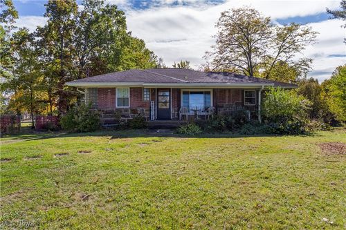 6565 Mccartney Rd, Lowellville, OH, 44436-8718 | Card Image