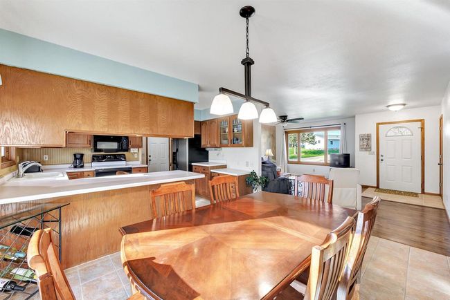 209 Redwood Lane, House other with 4 bedrooms, 3 bathrooms and null parking in FRANCIS CREEK WI | Image 11
