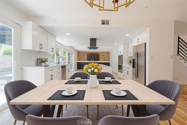 Virtual staging dining area | Image 14
