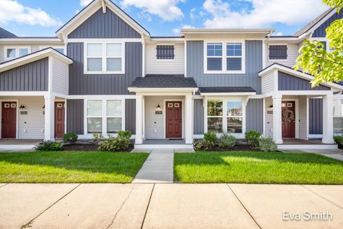 6738 Promenade St Ne, Rockford, MI, 49341-8849 | Card Image
