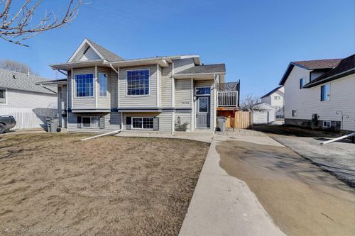 9036 64 Ave, Grande Prairie, AB, T8W2K5 | Card Image
