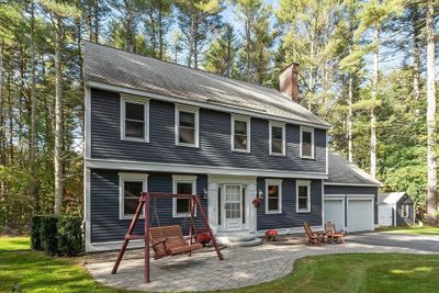 547 Groton St, House other with 4 bedrooms, 2 bathrooms and 5 parking in Dunstable MA | Image 3