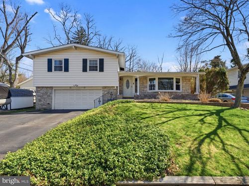 843 Sterner Mill Rd, Feasterville Trevose, PA, 19053-6176 | Card Image