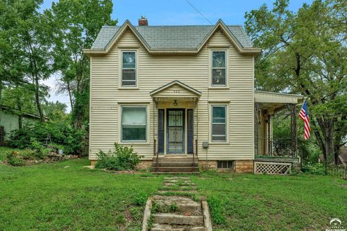 420 E Woodson Ave, Lecompton, KS, 66050-3010 | Card Image