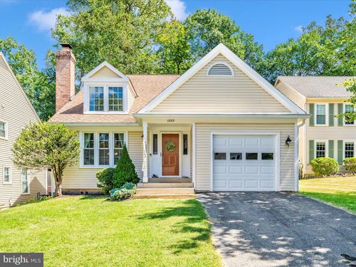 13313 Burnt Woods Pl, GERMANTOWN, MD, 20874-3924 | Card Image