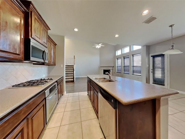 1104 Cactus Spine Dr, House other with 5 bedrooms, 4 bathrooms and null parking in Haslet TX | Image 6