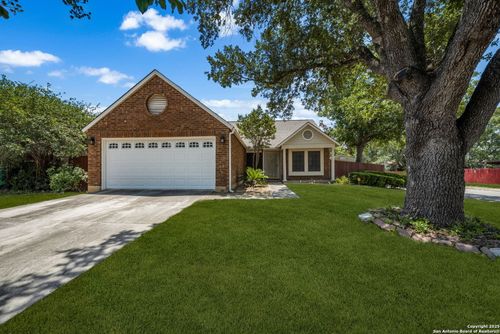 9358 Greens Pt, San Antonio, TX, 78250-2884 | Card Image