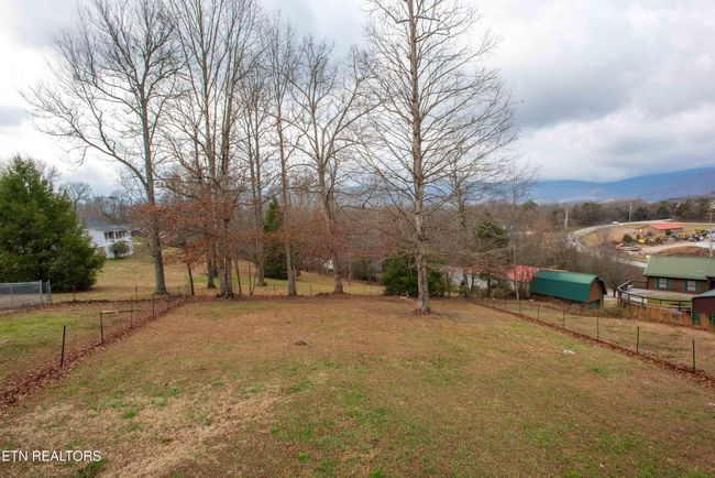 221 Kaysprings Cir, House other with 3 bedrooms, 2 bathrooms and null parking in Jacksboro TN | Image 24