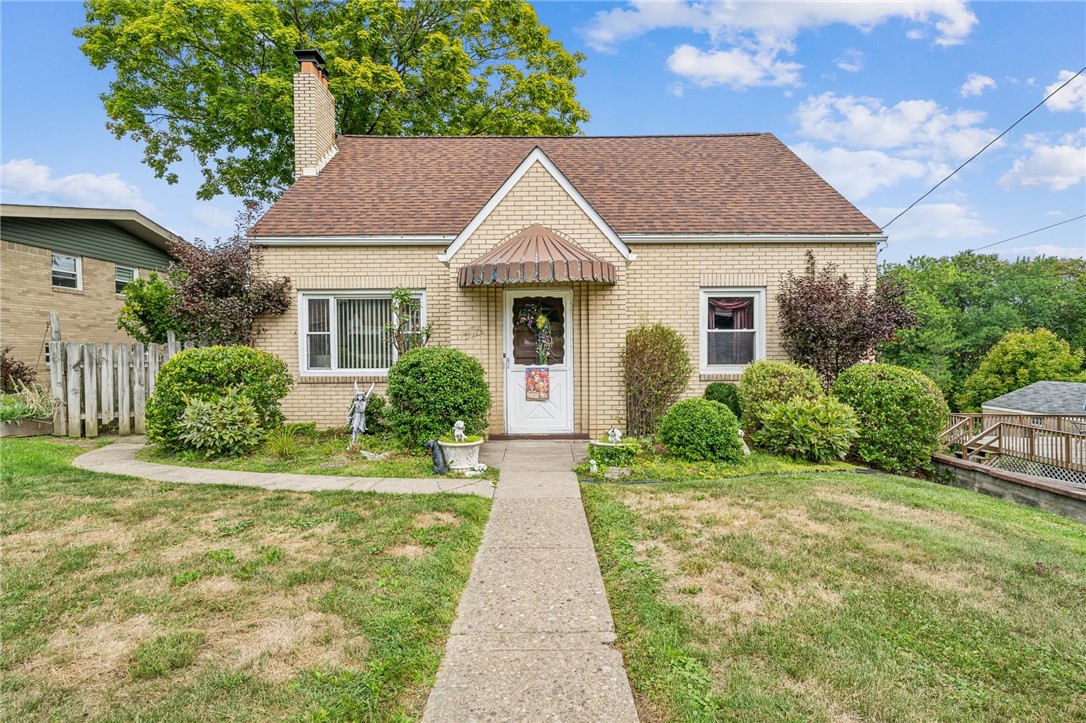Orchard Dr, Penn Hills, PA 15235
