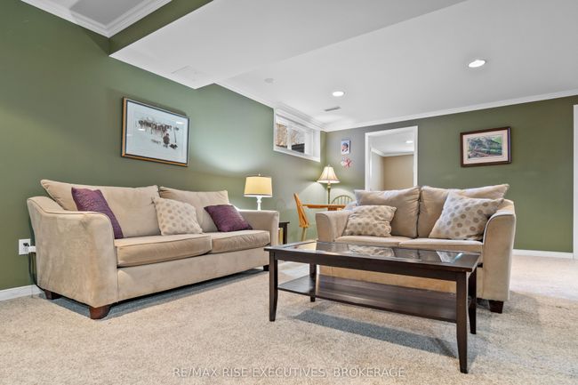 32 Abbey Dawn Dr, House other with 3 bedrooms, 3 bathrooms and 4 parking in Bath ON | Image 30