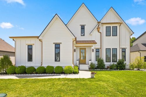 6821 Springwater St, Smyrna, TN, 37167-1307 | Card Image