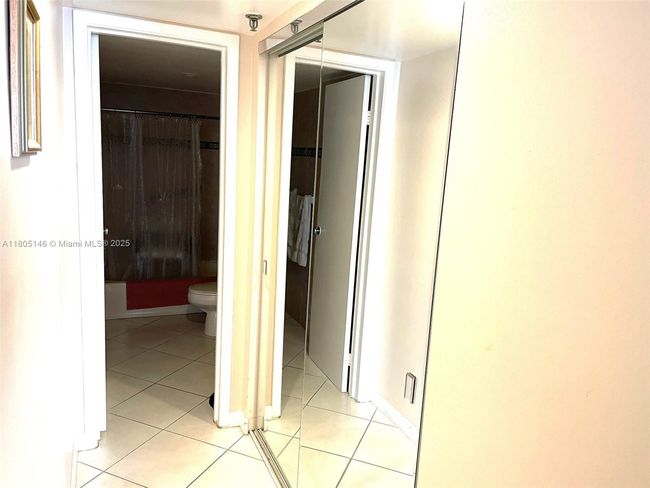 APT-1409 - 2625 Collins Ave, Condo with 1 bedrooms, 2 bathrooms and null parking in Miami Beach FL | Image 14