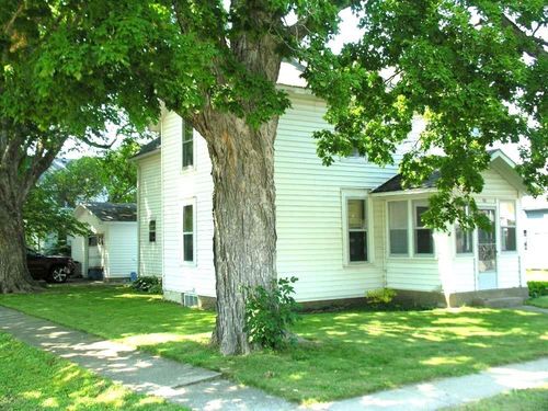112 S Mitchell St, Saint Ansgar, IA, 50472-7728 | Card Image