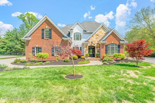 1810 Duncan Woods Ln, Knoxville, TN, 37919-9150 | Card Image