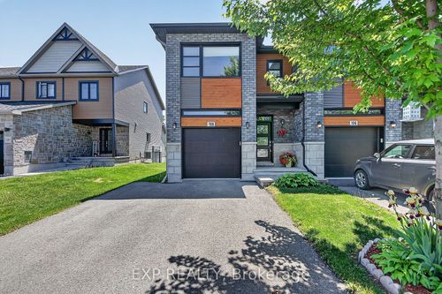 198 St. Malo Place, Russell, ON, K0A1W0 | Card Image