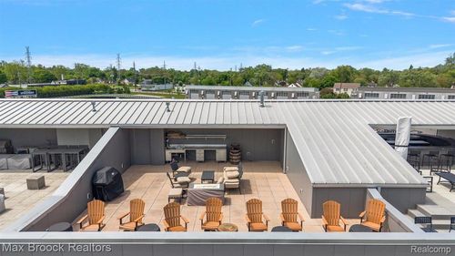148 Pit Lane, Pontiac, MI, 48341 | Card Image