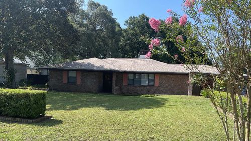 315 Florida St, Niceville, FL, 32578-1036 | Card Image