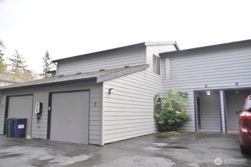 apt-c-15624 8th Ave Sw, Burien, WA, 98166-2468 | Card Image