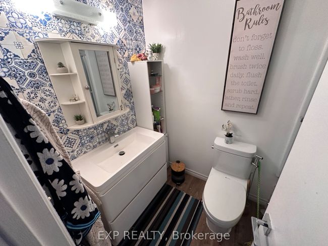 1076 Barwell Ave, House attached with 5 bedrooms, 3 bathrooms and 2 parking in Ottawa ON | Image 9
