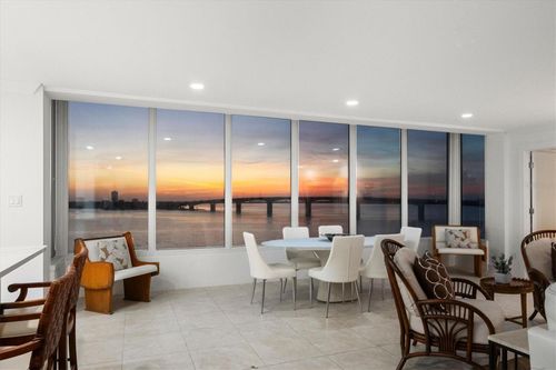 62-350 Golden Gate Pt, SARASOTA, FL, 34236-6625 | Card Image