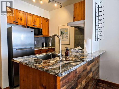 201-2050 Summit Dr, Panorama, BC, V0A1T0 | Card Image