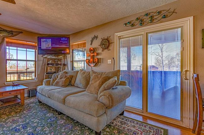 240 Coco Loop, House other with 2 bedrooms, 2 bathrooms and 2 parking in Pointblank TX | Image 7