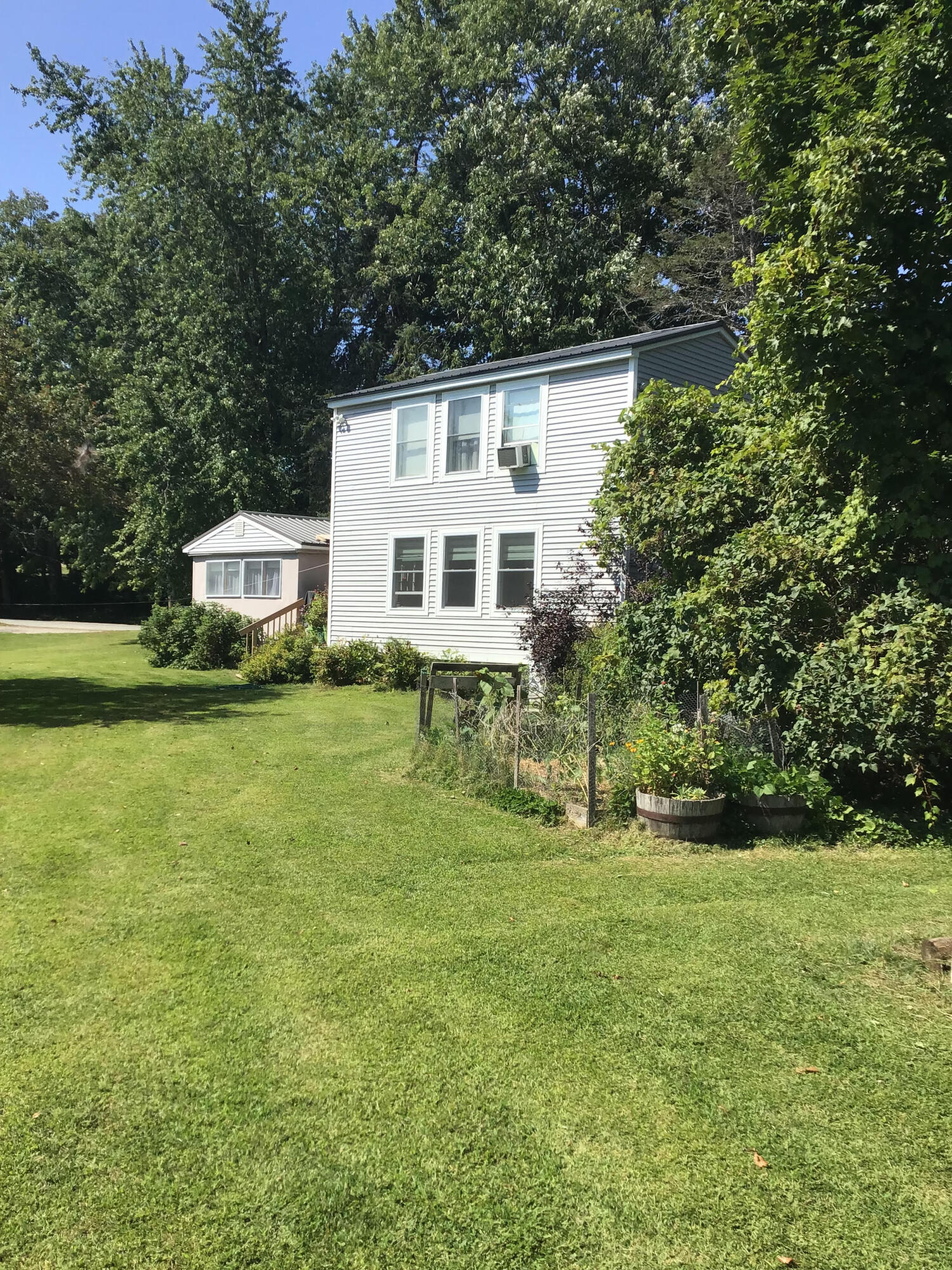Albion Rd, South China, ME 04358