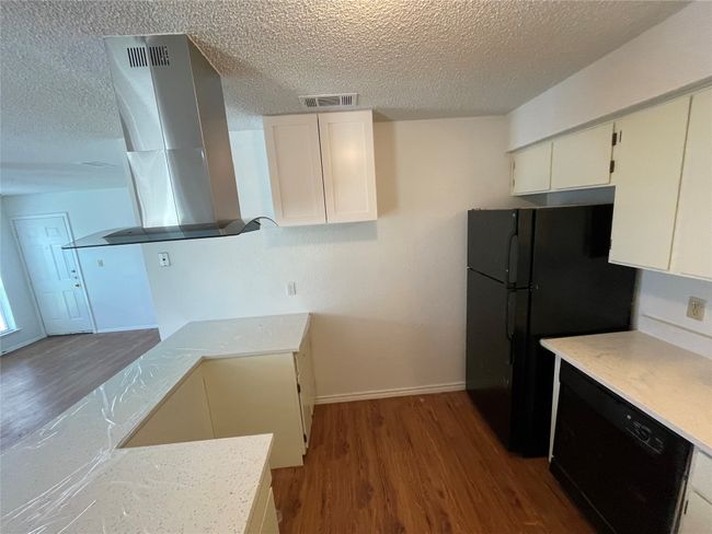 7506 Saint Amant Pl, Home with 2 bedrooms, 1 bathrooms and 3 parking in Austin TX | Image 12