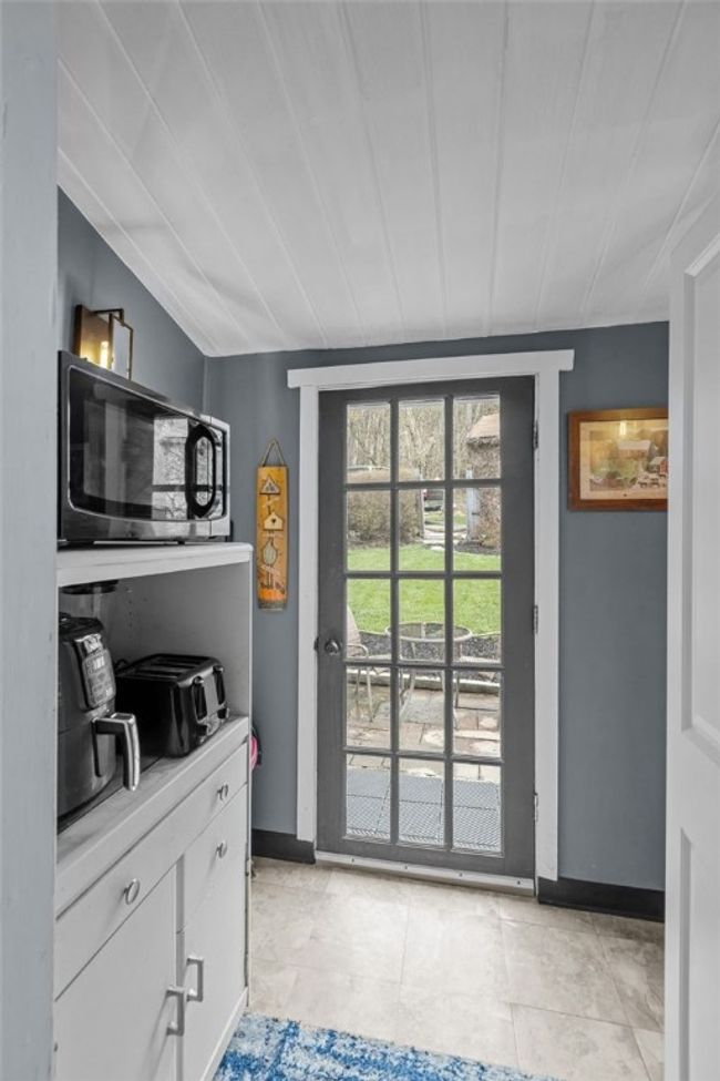 118 Ford St, House other with 2 bedrooms, 1 bathrooms and 1 parking in Tarentum PA | Image 12