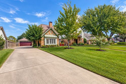 807 Longview Dr, Sugar Land, TX, 77478-3732 | Card Image