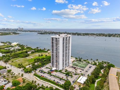 402-5600 N Flagler Dr, West Palm Beach, FL, 33407-2648 | Card Image