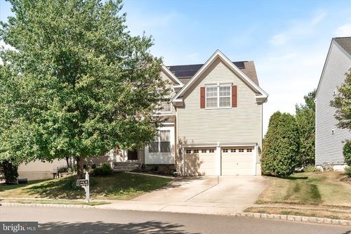 62 Meadow Run Rd, Bordentown, NJ, 08505-4724 | Card Image