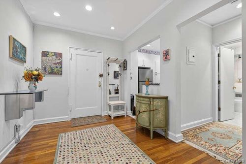 a2-26 Hamilton Pl, Hempstead, NY, 11550-6212 | Card Image